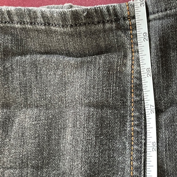 Men’s Diesel Jeans 29 - Picture 5 of 5